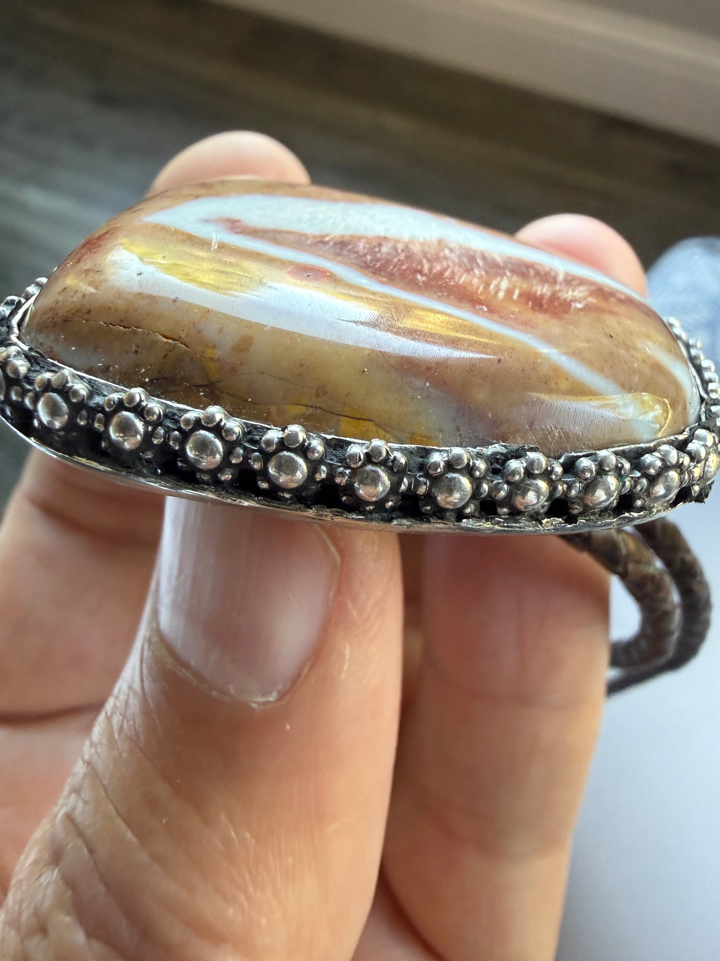 Gemfield Chalcedony bolo tie in silver