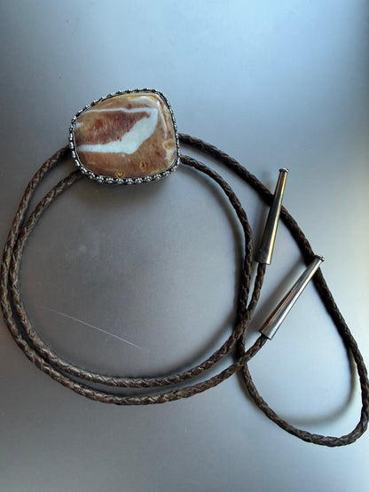 Gemfield Chalcedony bolo tie in silver