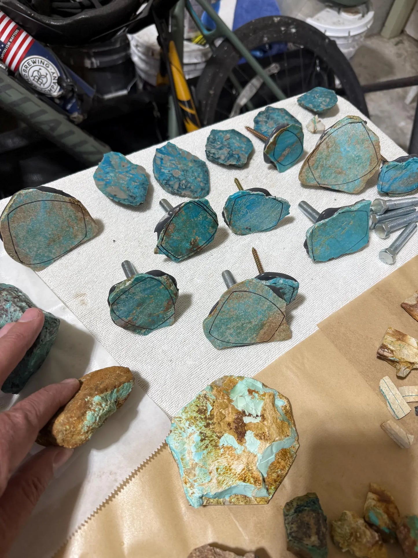Bolo material (turquoise) - who wants what